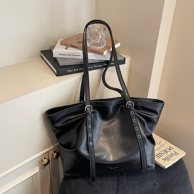 Sac à bandoulière tendance en  - Shoulder Bag Structured avis et prix