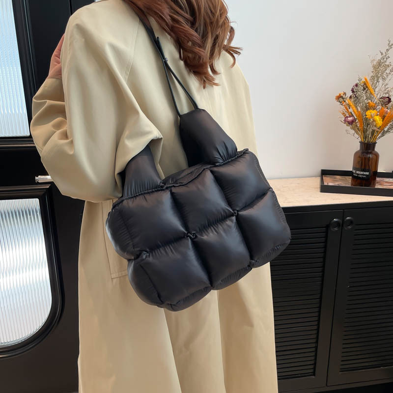 Sacs à bandoulière rembourrés  - Shoulder Bag Structured avis et prix
